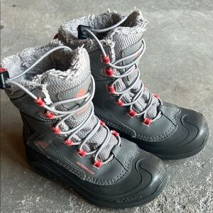 Columbia Gray and Red Rain & Snow Boots with Waterproof Insulation